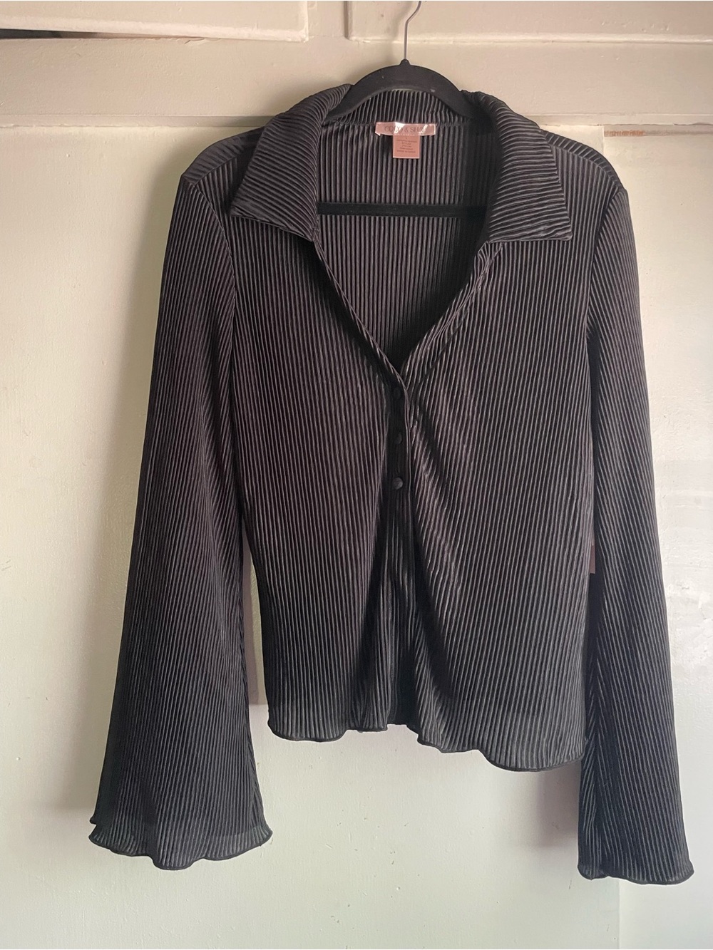 Coco & Shay Black Pinstripe Long-Sleeve Button Shirt